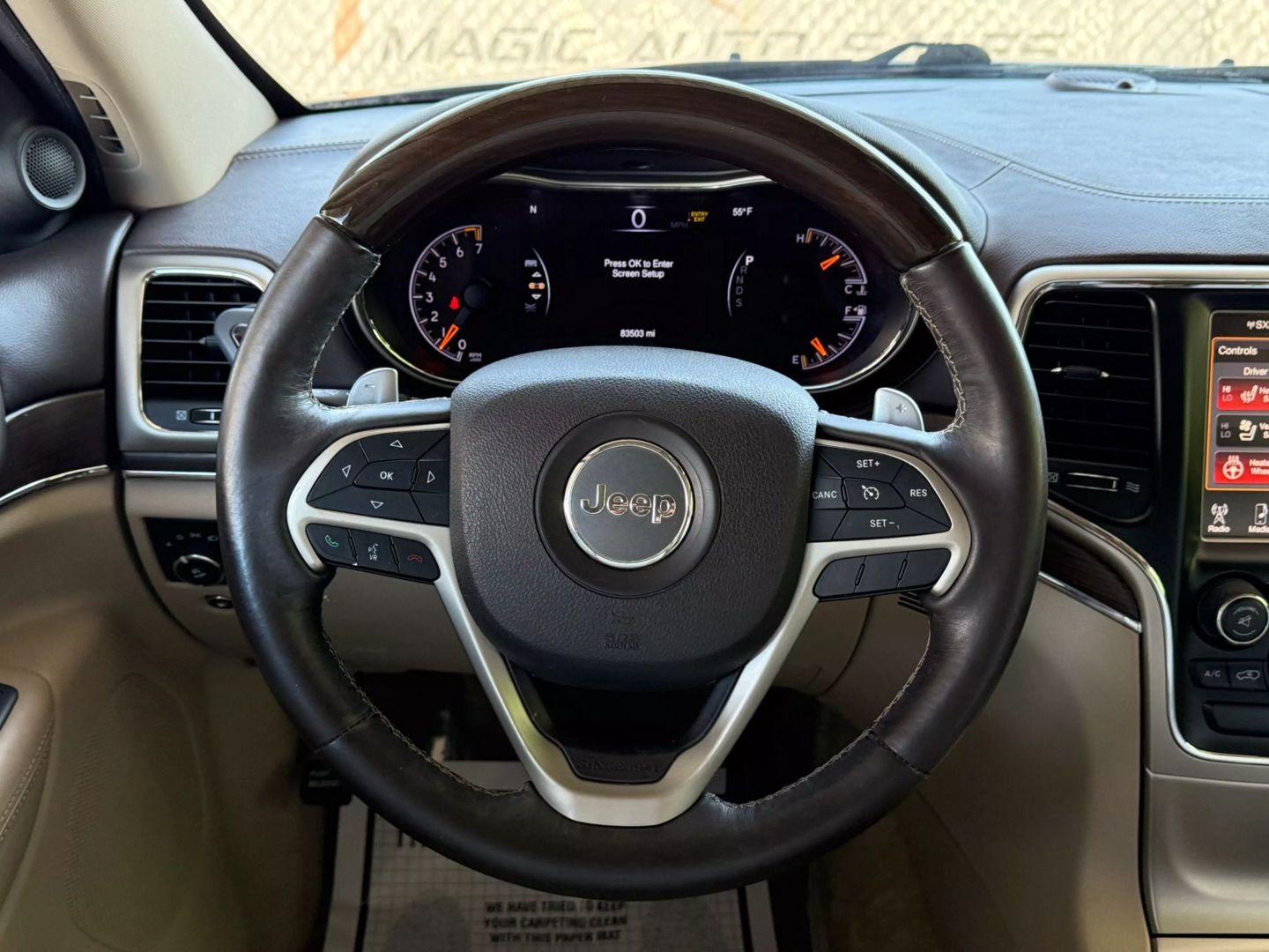 2015 Jeep Grand Cherokee - Image 32