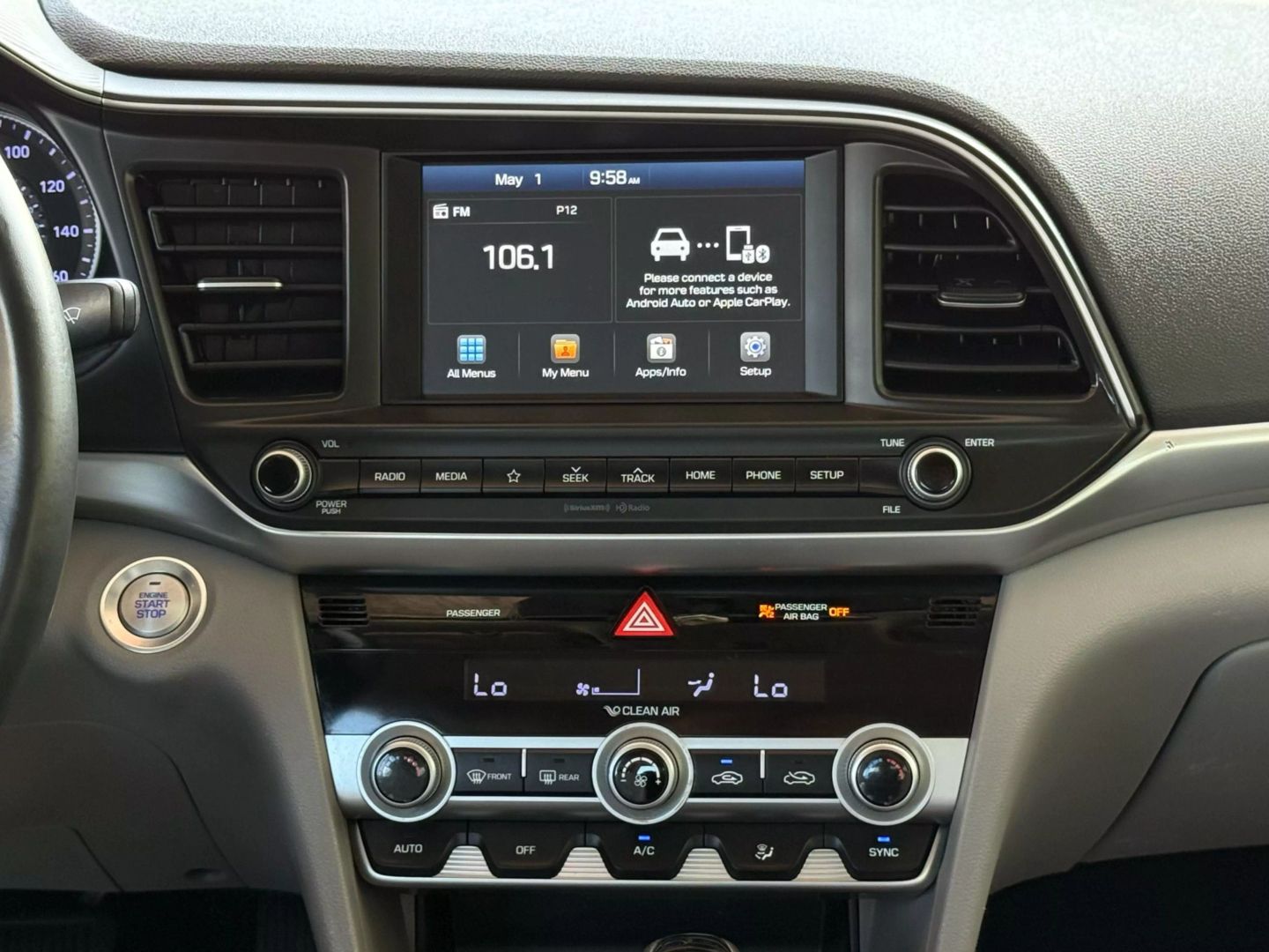 2019 Hyundai Elantra - Image 28