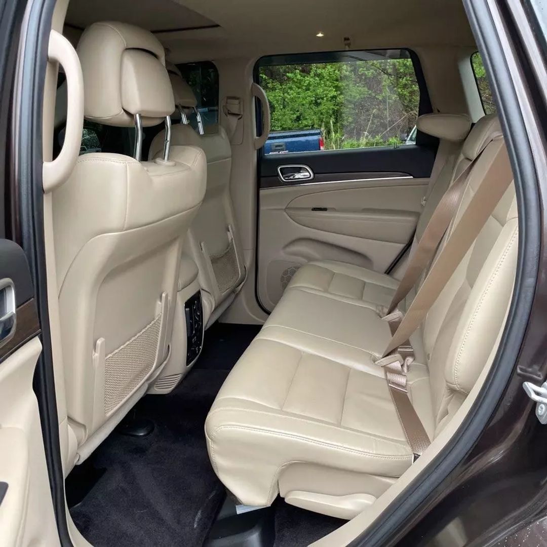 Image 8 of 2017 JEEP GRAND CHEROKEE