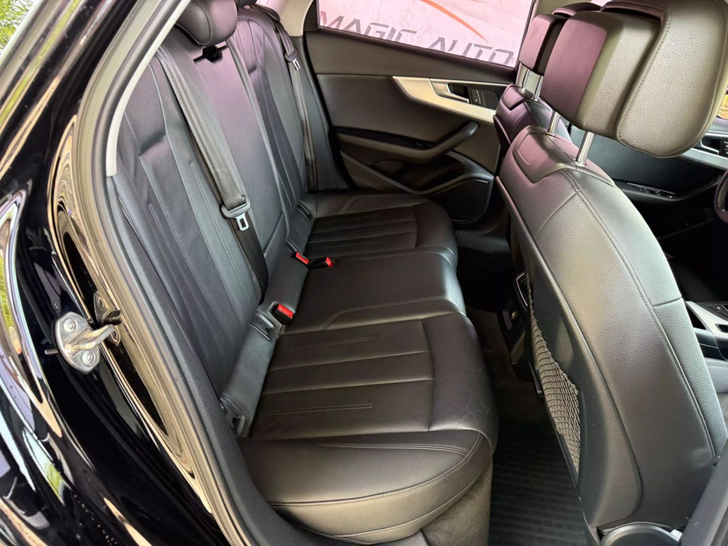 2017 Audi A4 - Image 22
