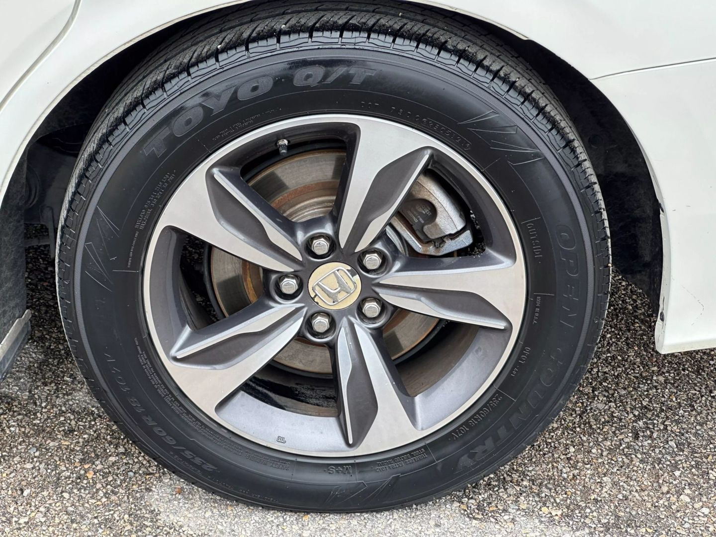 2018 Honda Odyssey - Image 46