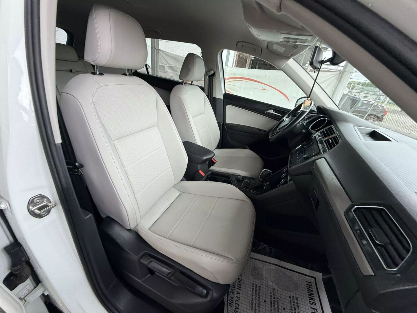 2019 Volkswagen Tiguan - Image 26
