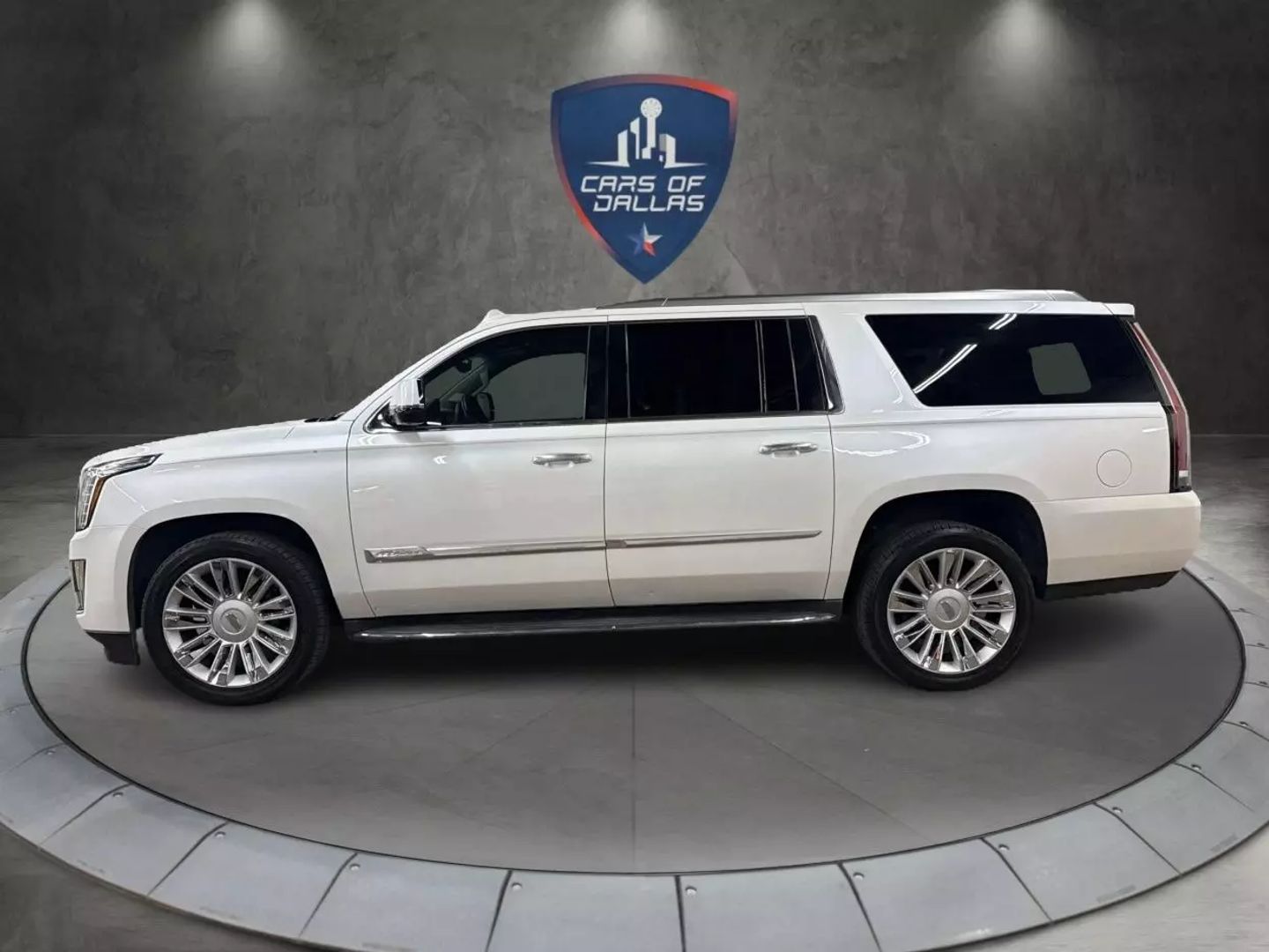 2016 Cadillac Escalade Esv - Image 2