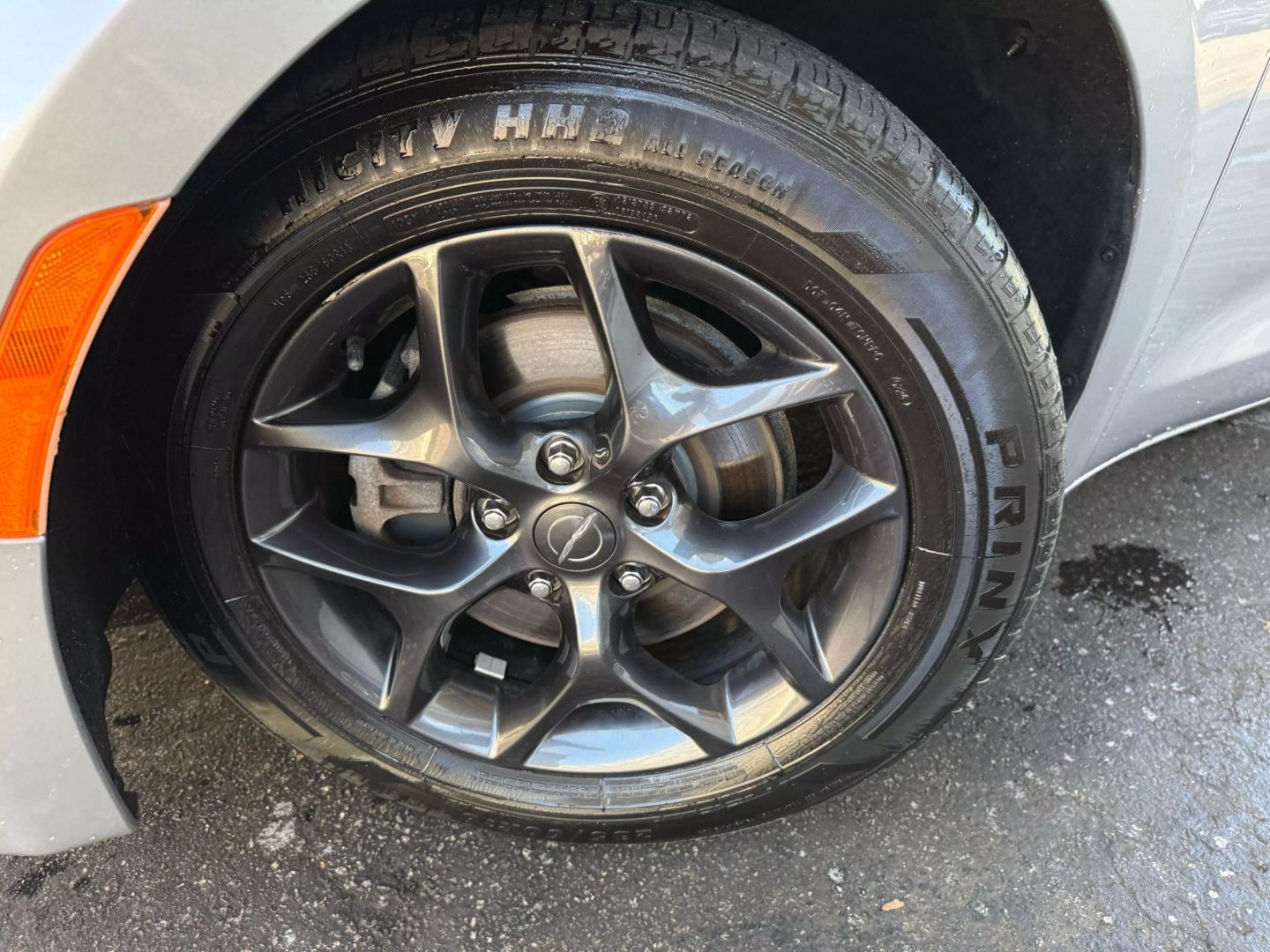2019 Chrysler Pacifica - Image 39