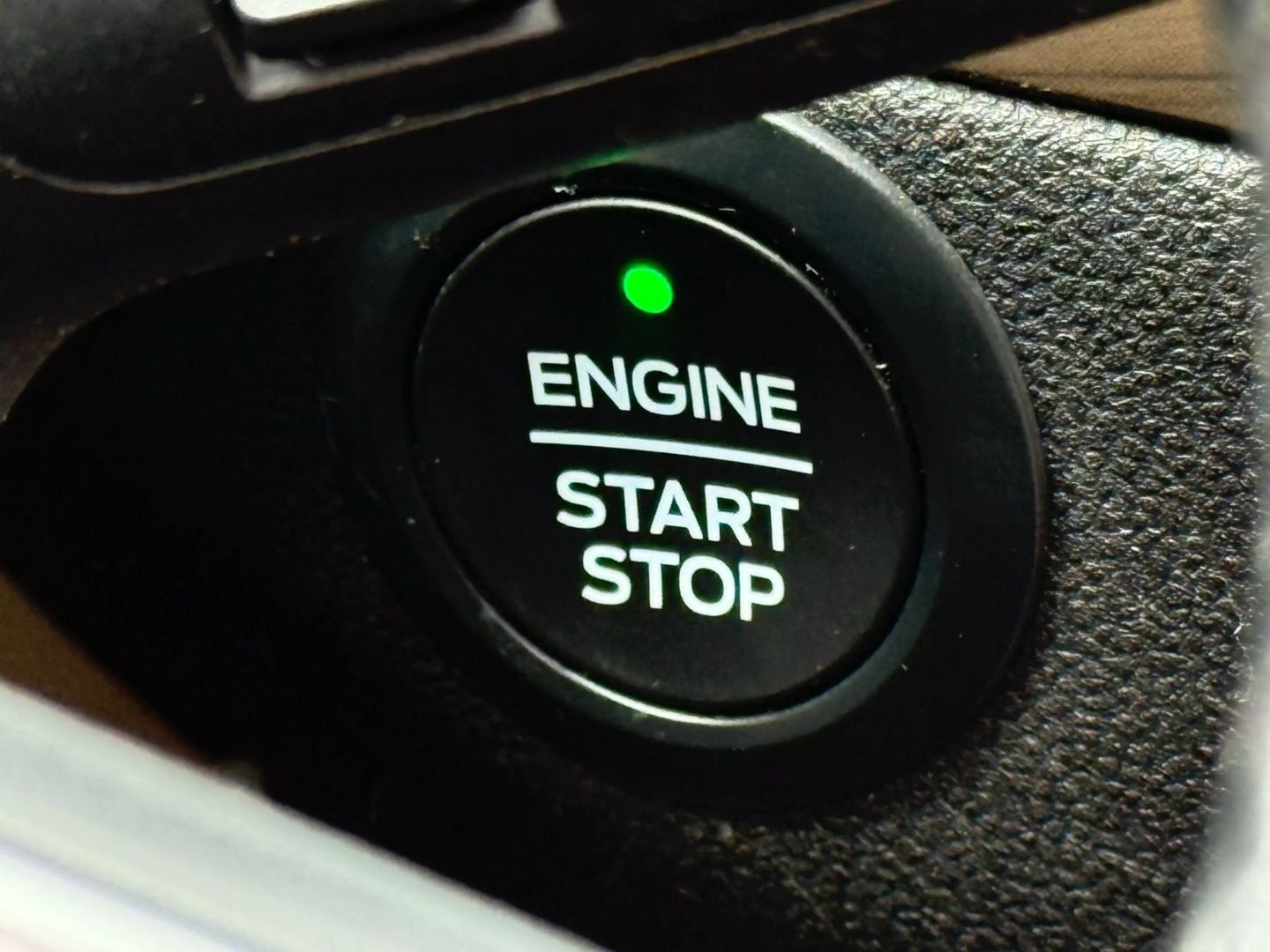 2020 Ford Escape - Image 47