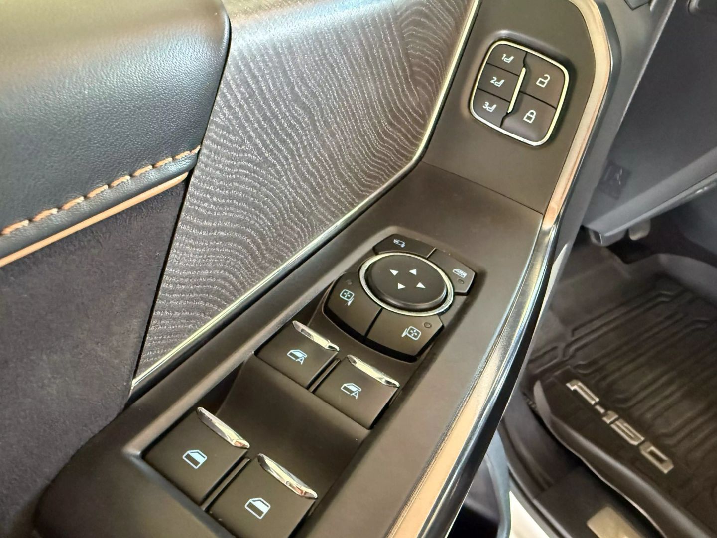 2022 Ford F150 Supercrew Cab - Image 15