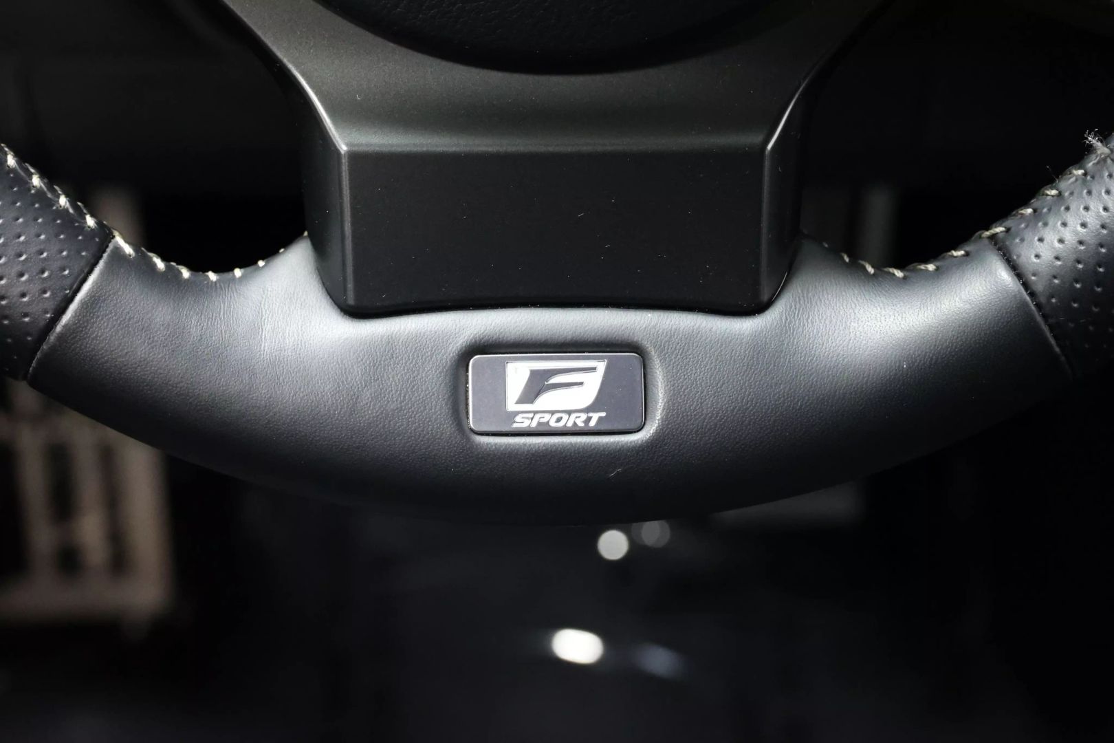 2023 Lexus Is - Image 25