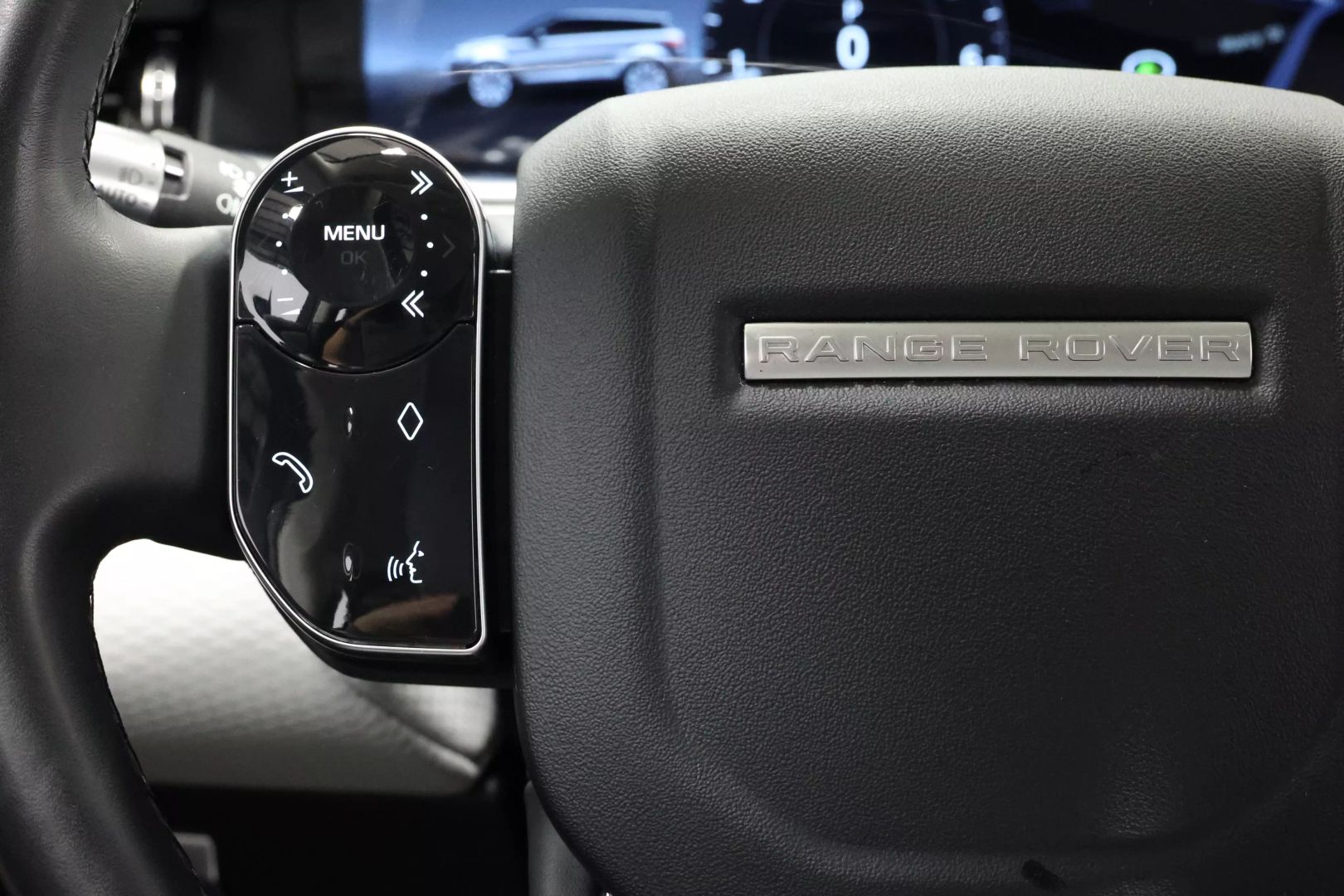 2020 Land Rover Range Rover Evoque - Image 23
