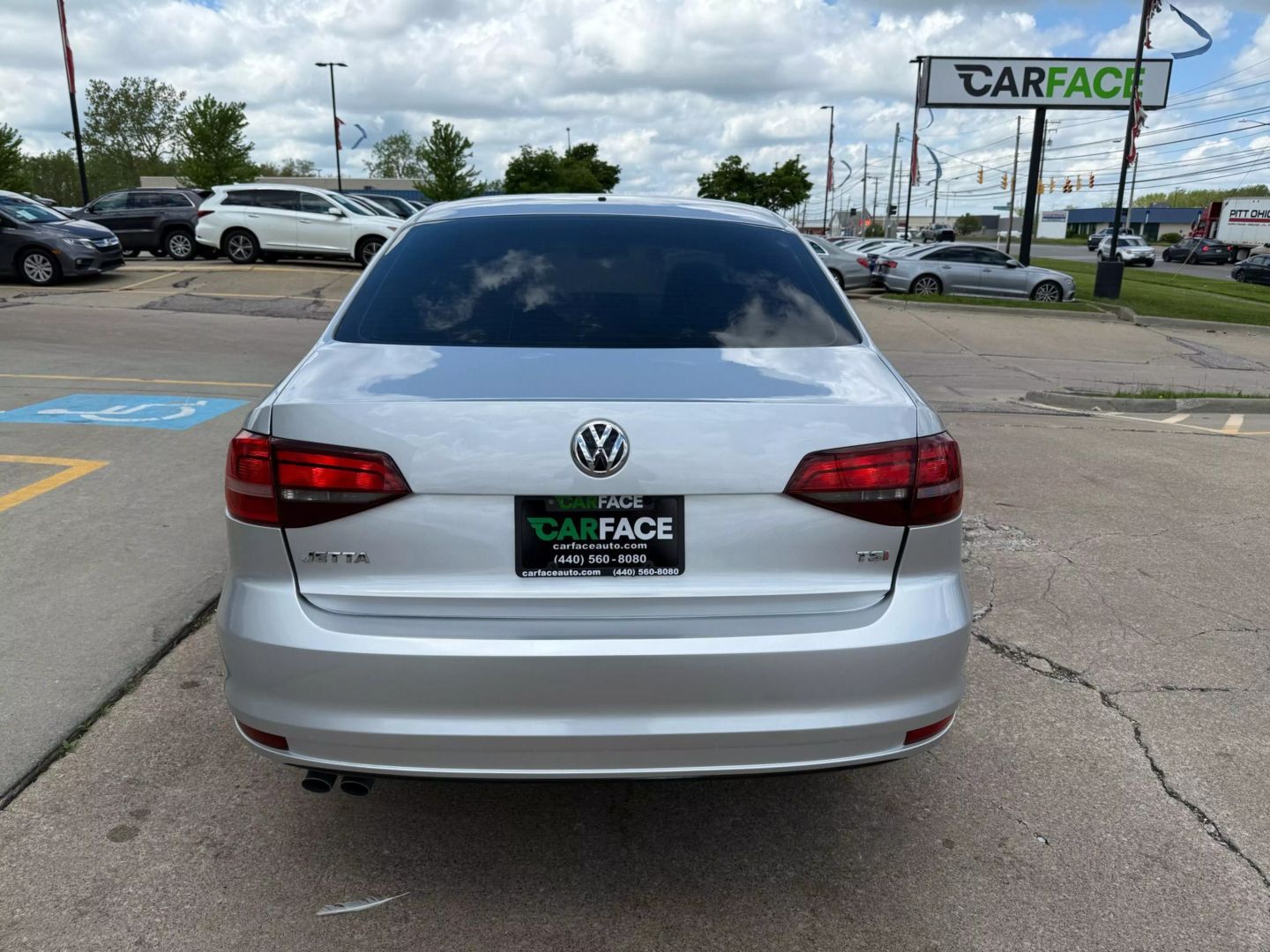 2016 Volkswagen Jetta - Image 9