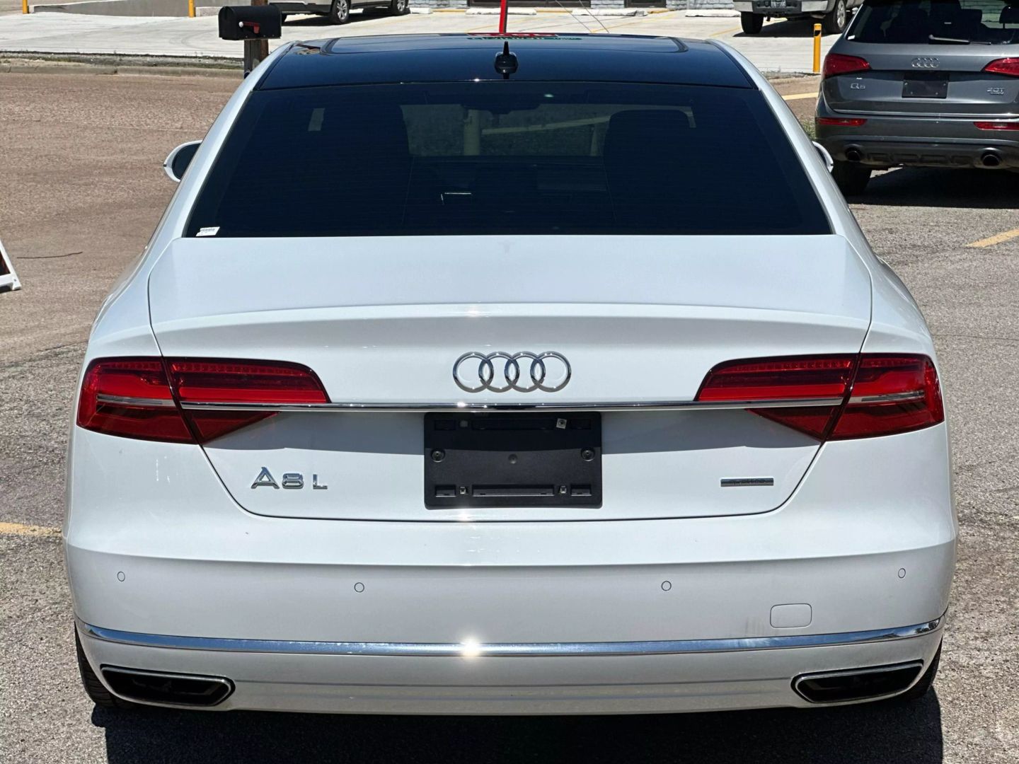 2016 Audi A8 - Image 5