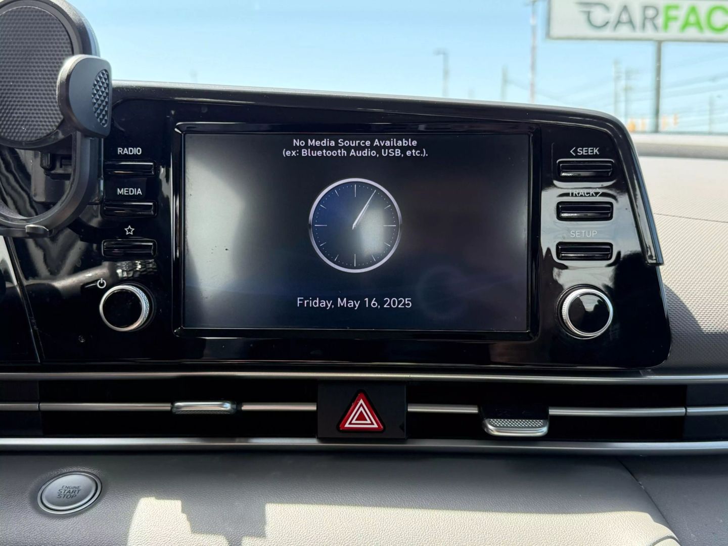 2021 Hyundai Elantra - Image 33