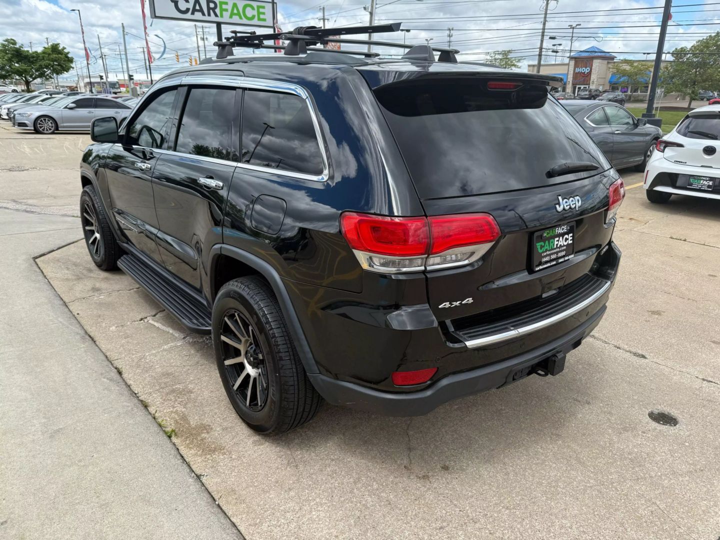 2018 Jeep Grand Cherokee - Image 7