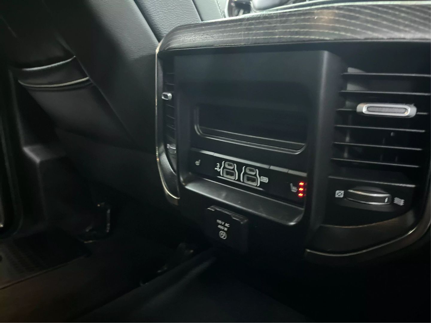 2020 Ram 3500 Crew Cab - Image 33