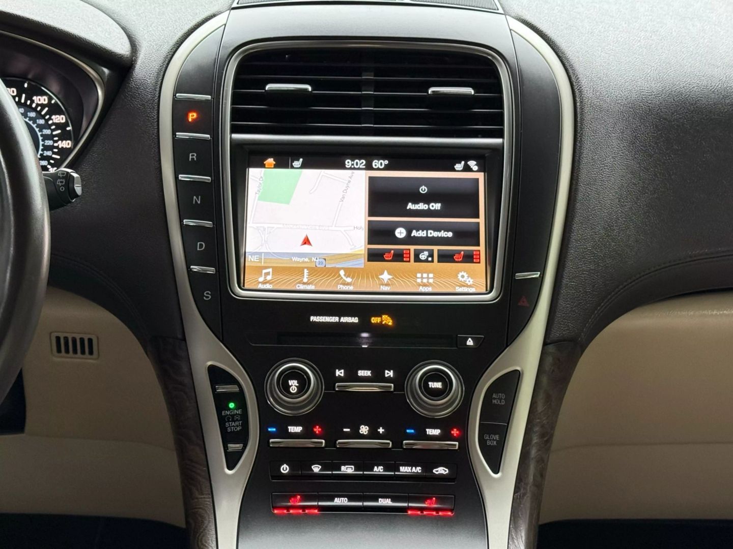 2017 Lincoln Mkx - Image 29