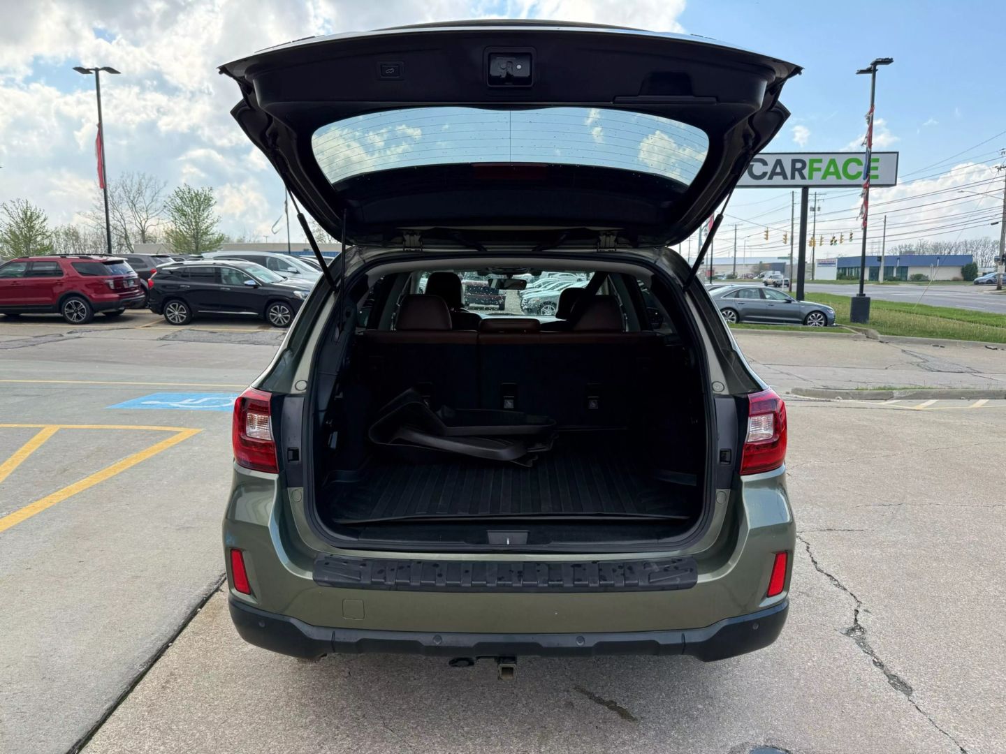 2017 Subaru Outback - Image 12