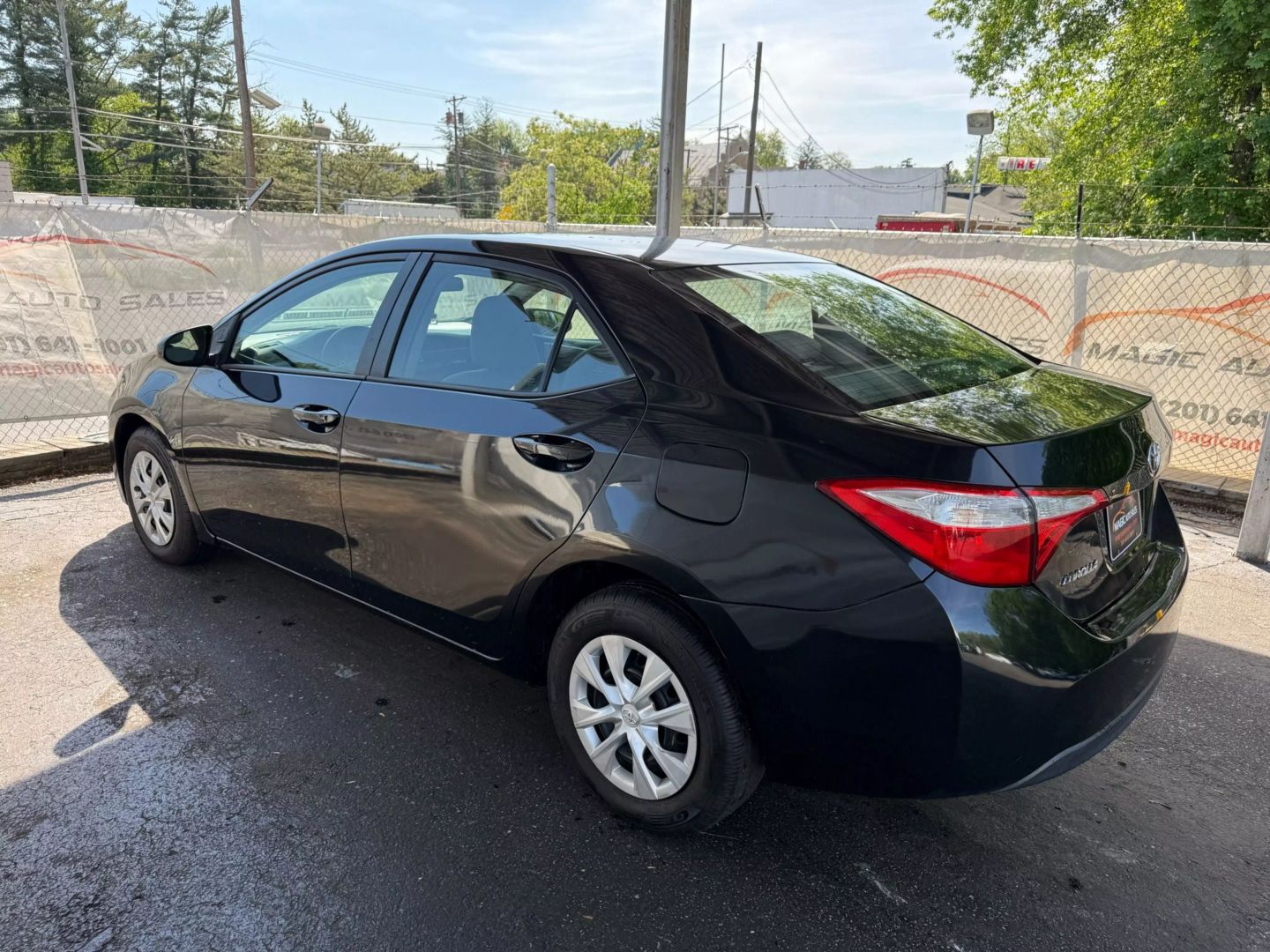 2015 Toyota Corolla - Image 13