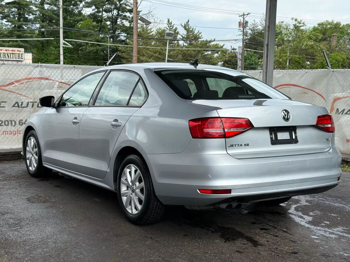 2015 Volkswagen Jetta - Image 9