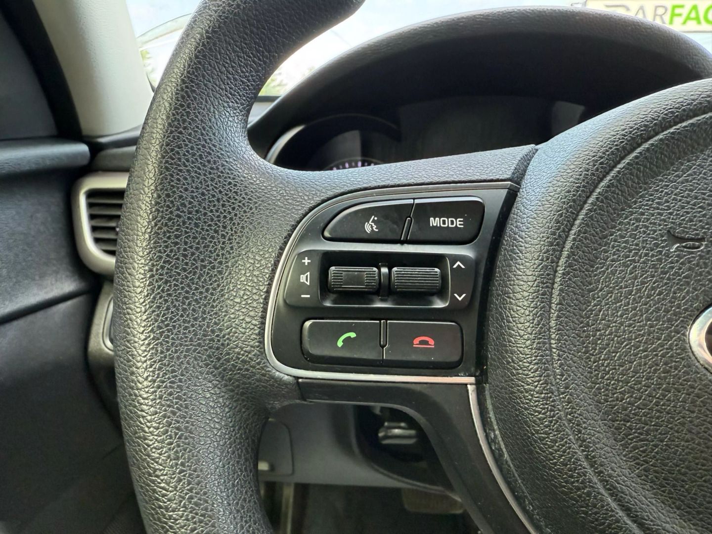 2016 Kia Optima - Image 28