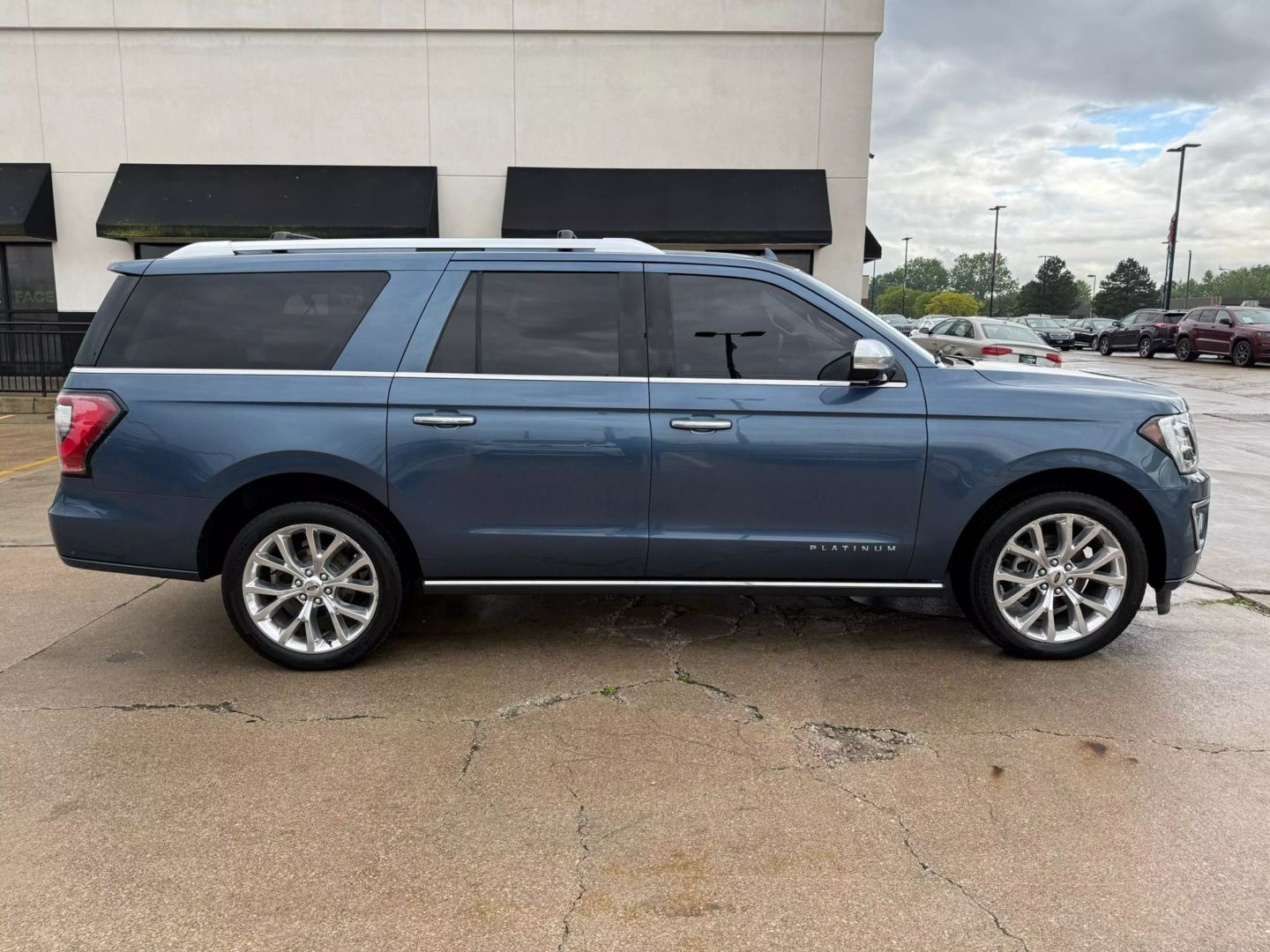 2018 Ford Expedition Max - Image 16