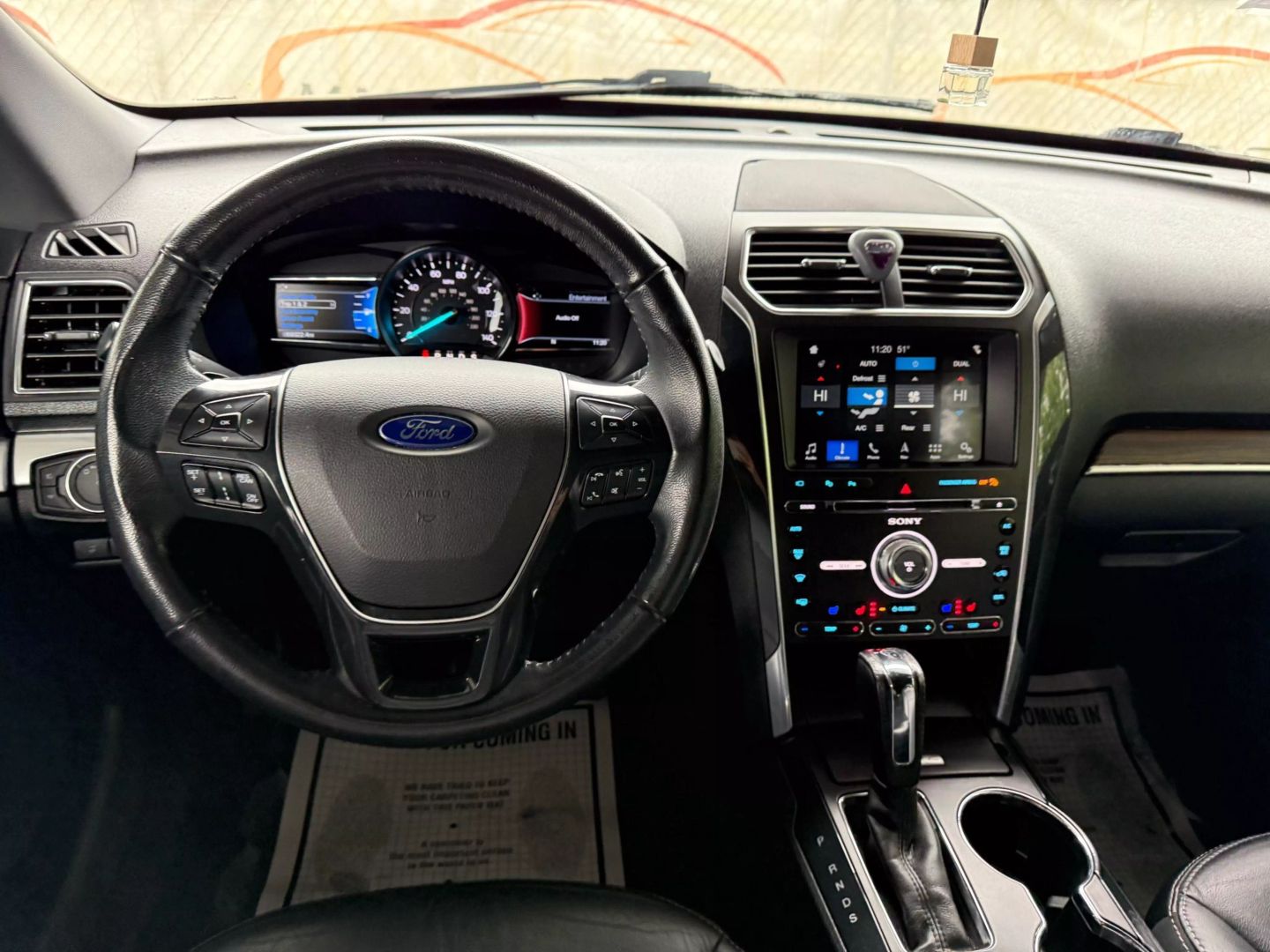 2017 Ford Explorer - Image 36