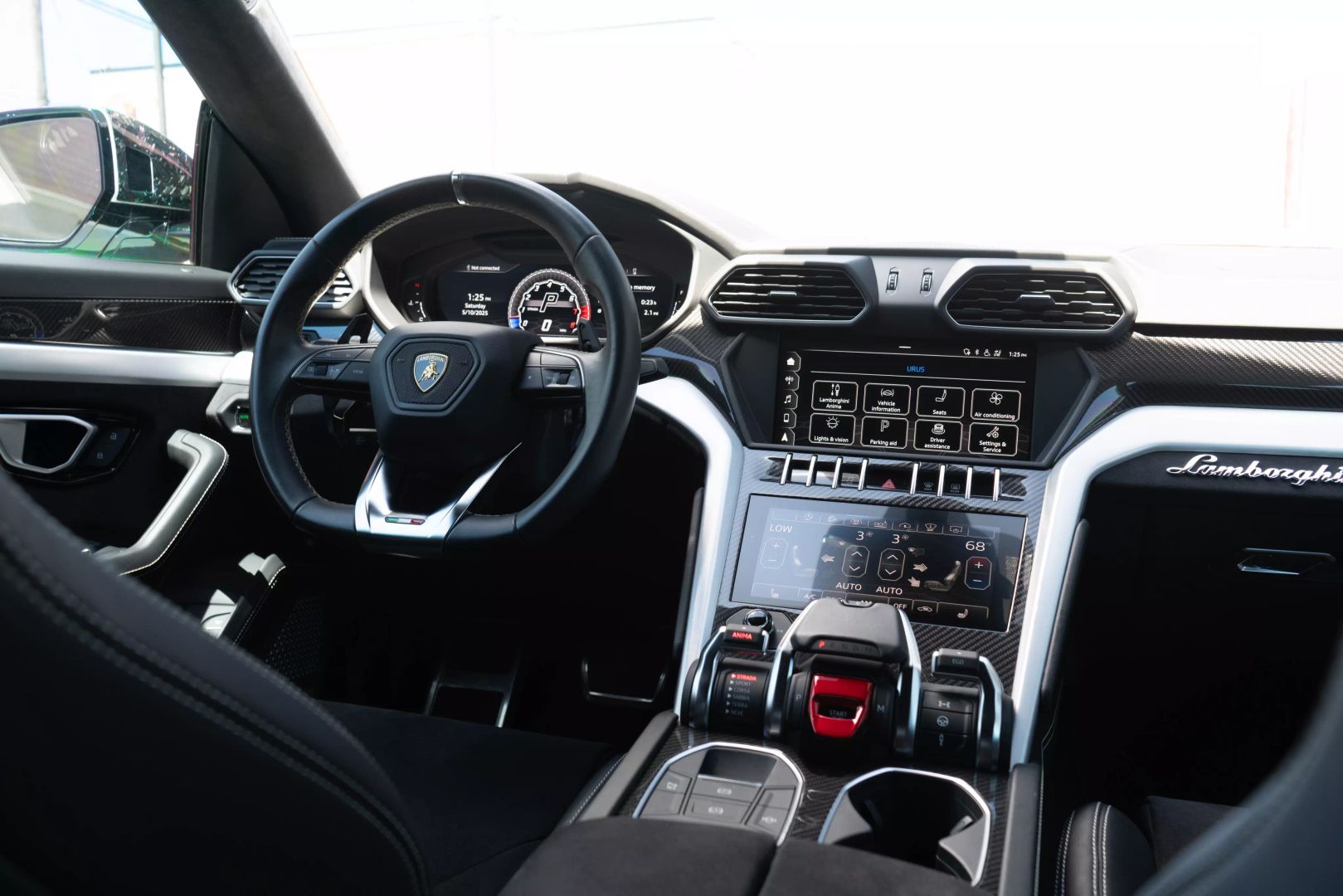 2019 Lamborghini Urus - Image 49