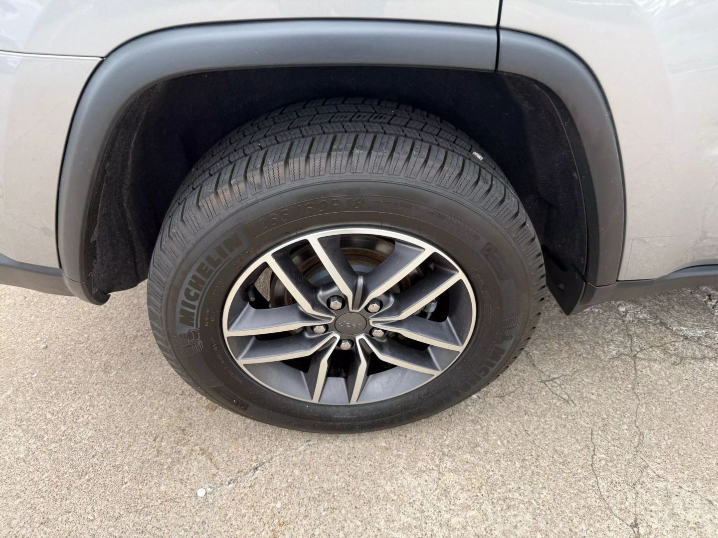 2021 Jeep Grand Cherokee - Image 55