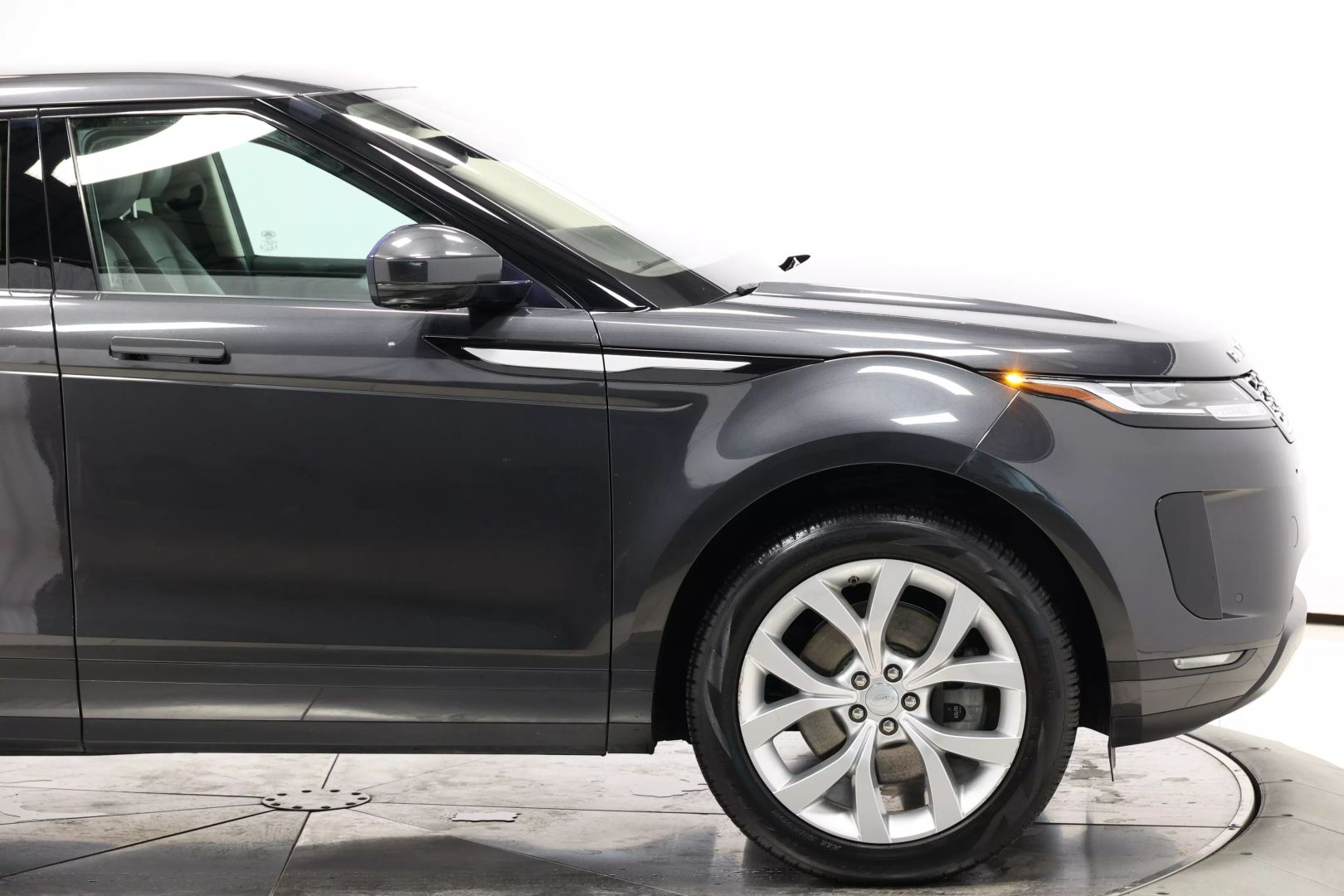2020 Land Rover Range Rover Evoque - Image 68
