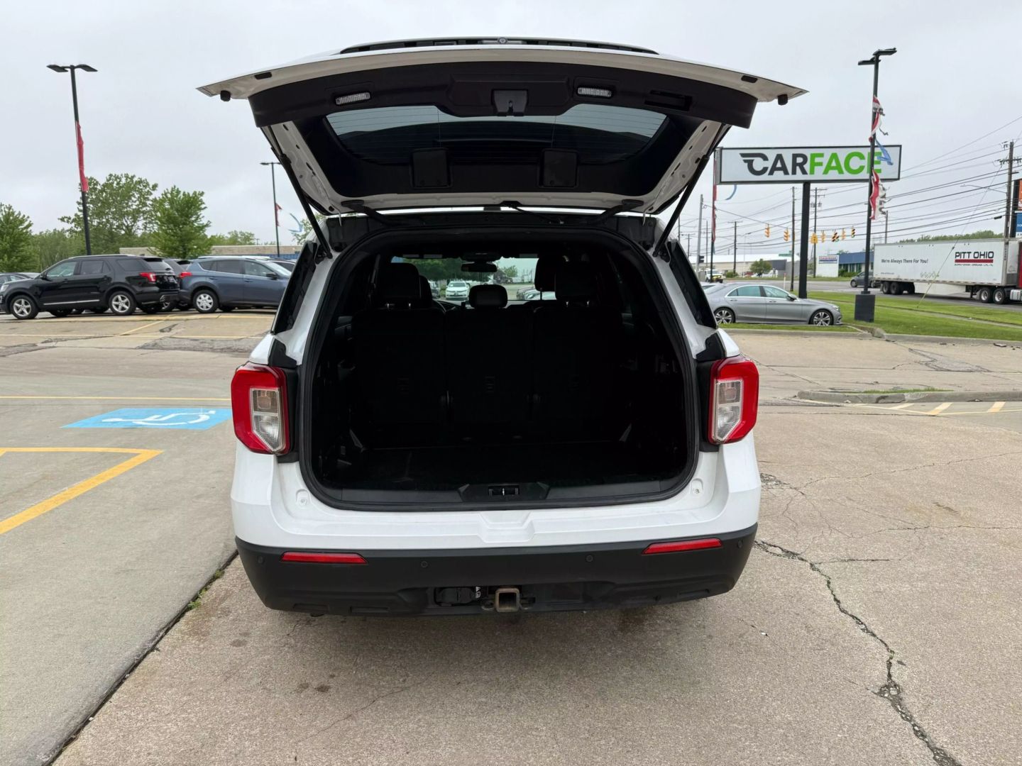 2021 Ford Explorer - Image 12