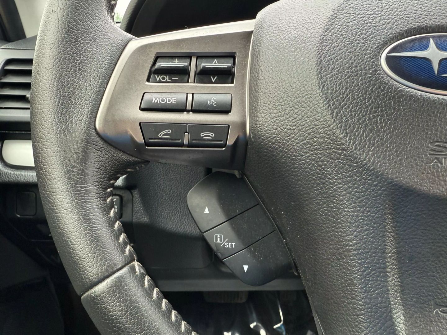 2015 Subaru Forester - Image 31