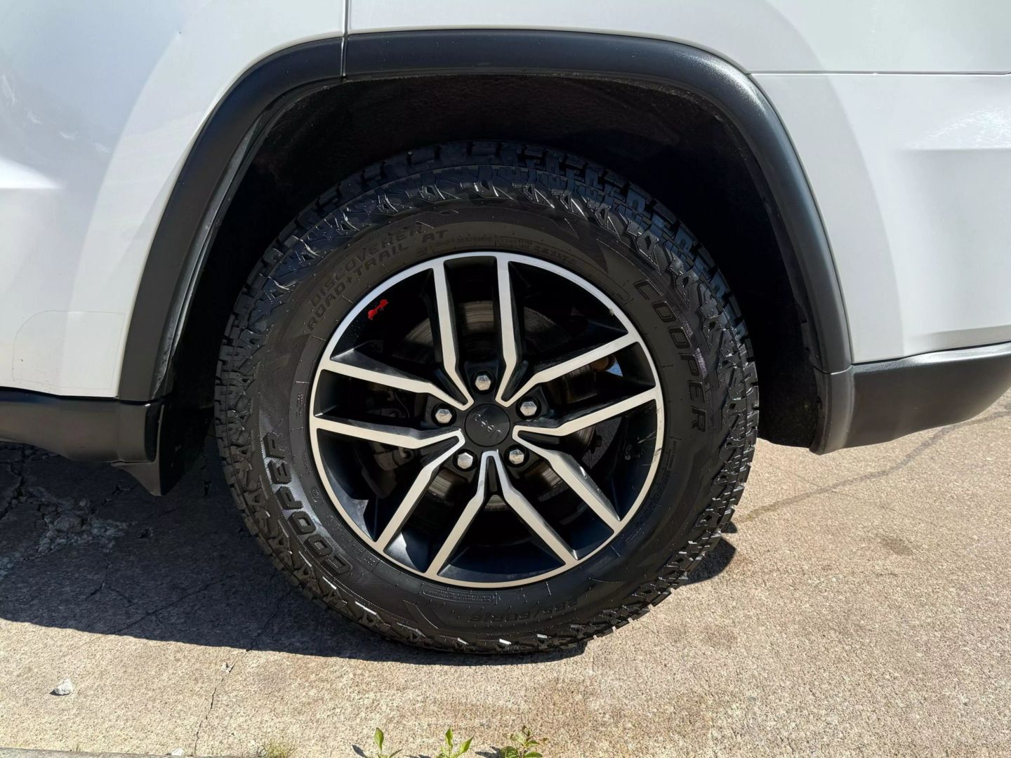 2020 Jeep Grand Cherokee - Image 62