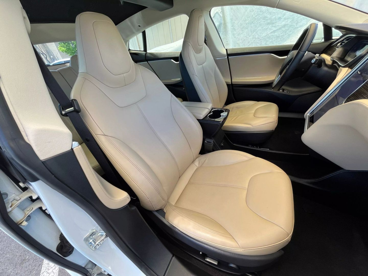 2014 Tesla Model S  Vin: 5yjsa1s11efp57144 Stock Id: P57144 - Image 14