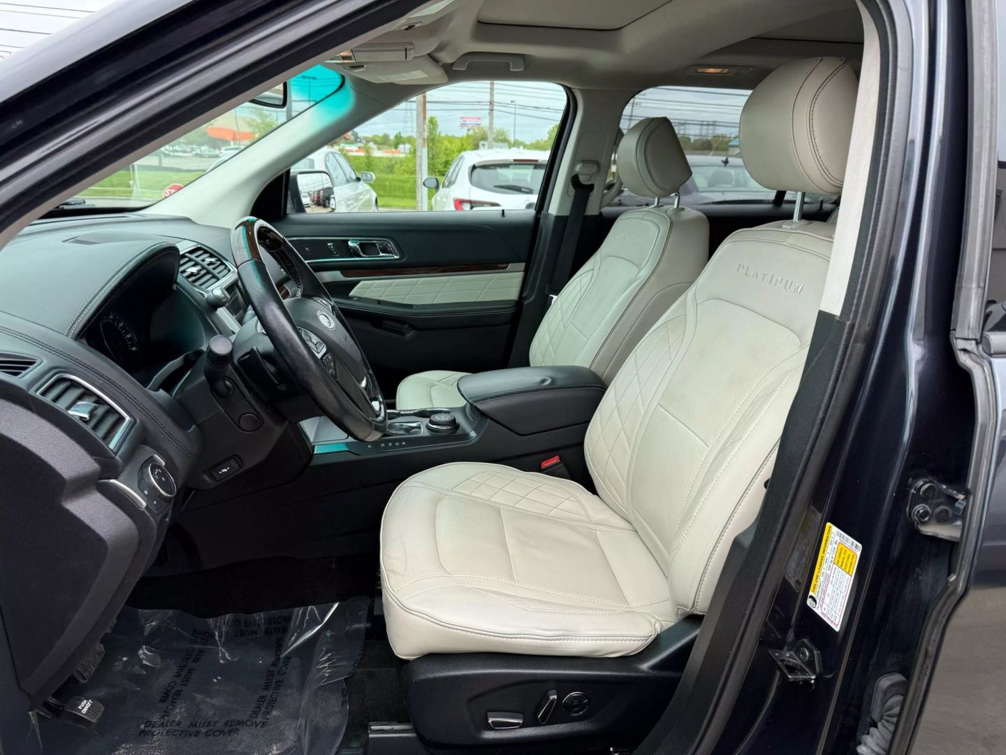 2017 Ford Explorer - Image 19