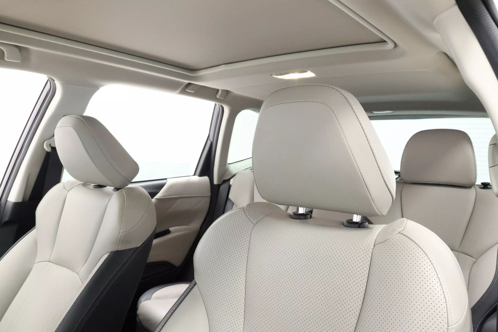 2021 Subaru Forester - Image 18