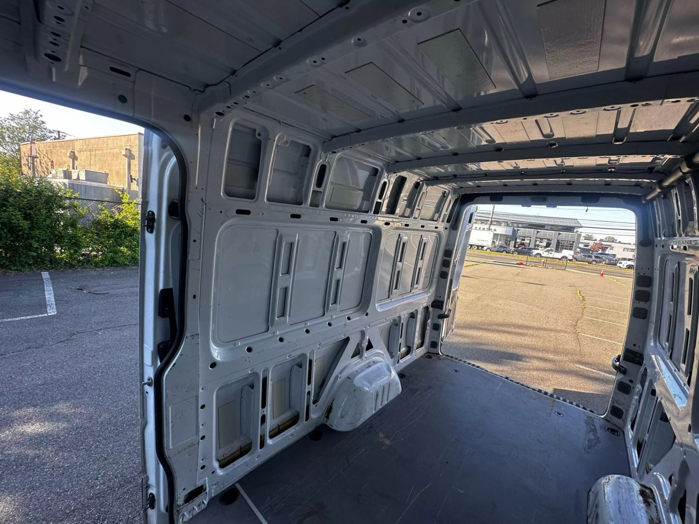 2013 Mercedes-benz Sprinter 2500 Cargo - Image 34