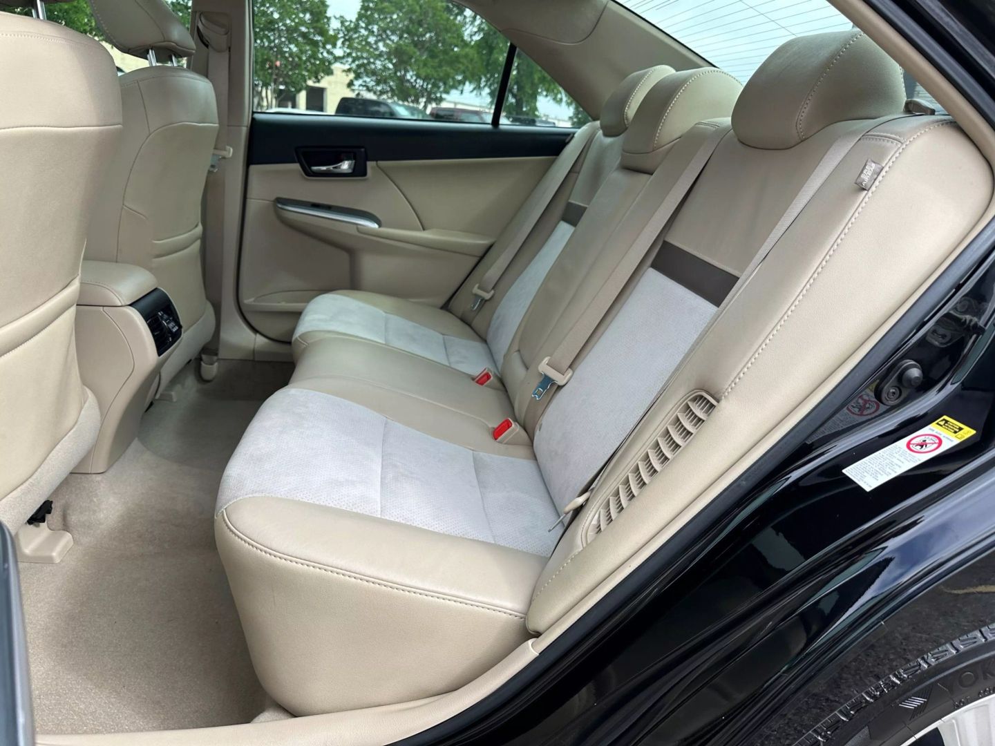 2012 Toyota Camry - Image 17