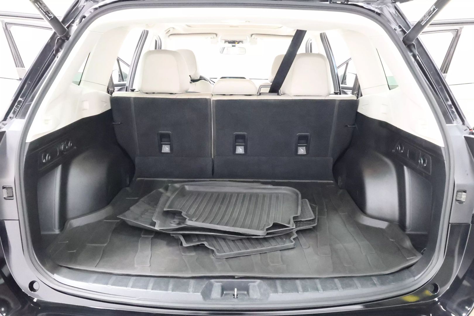 2021 Subaru Forester - Image 59