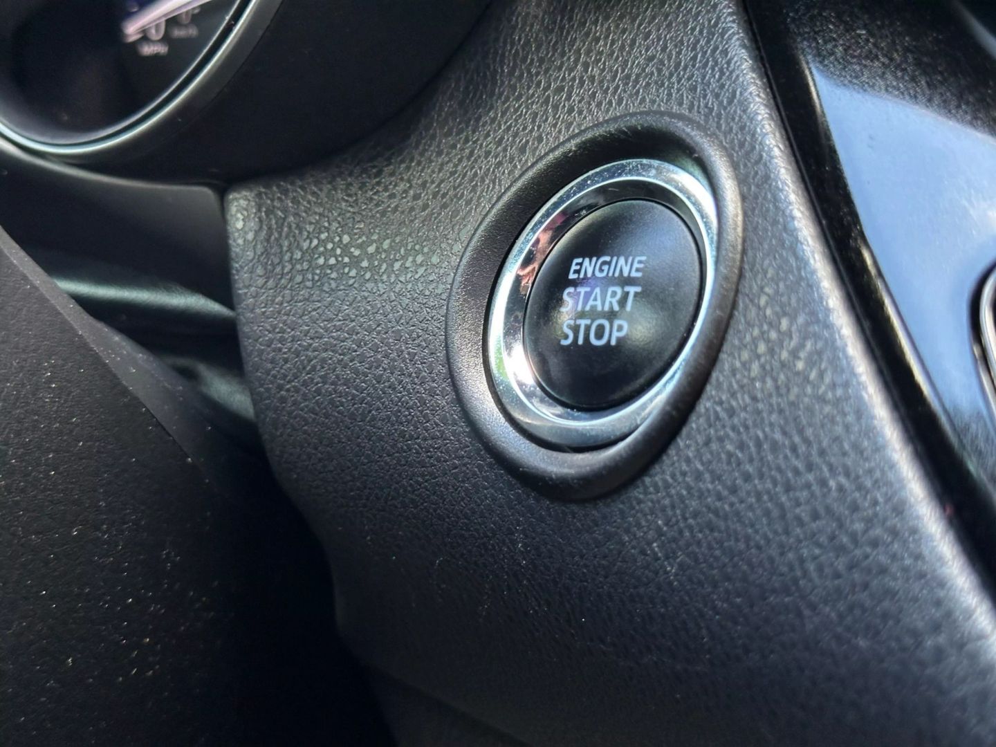 2019 Toyota C-hr - Image 31