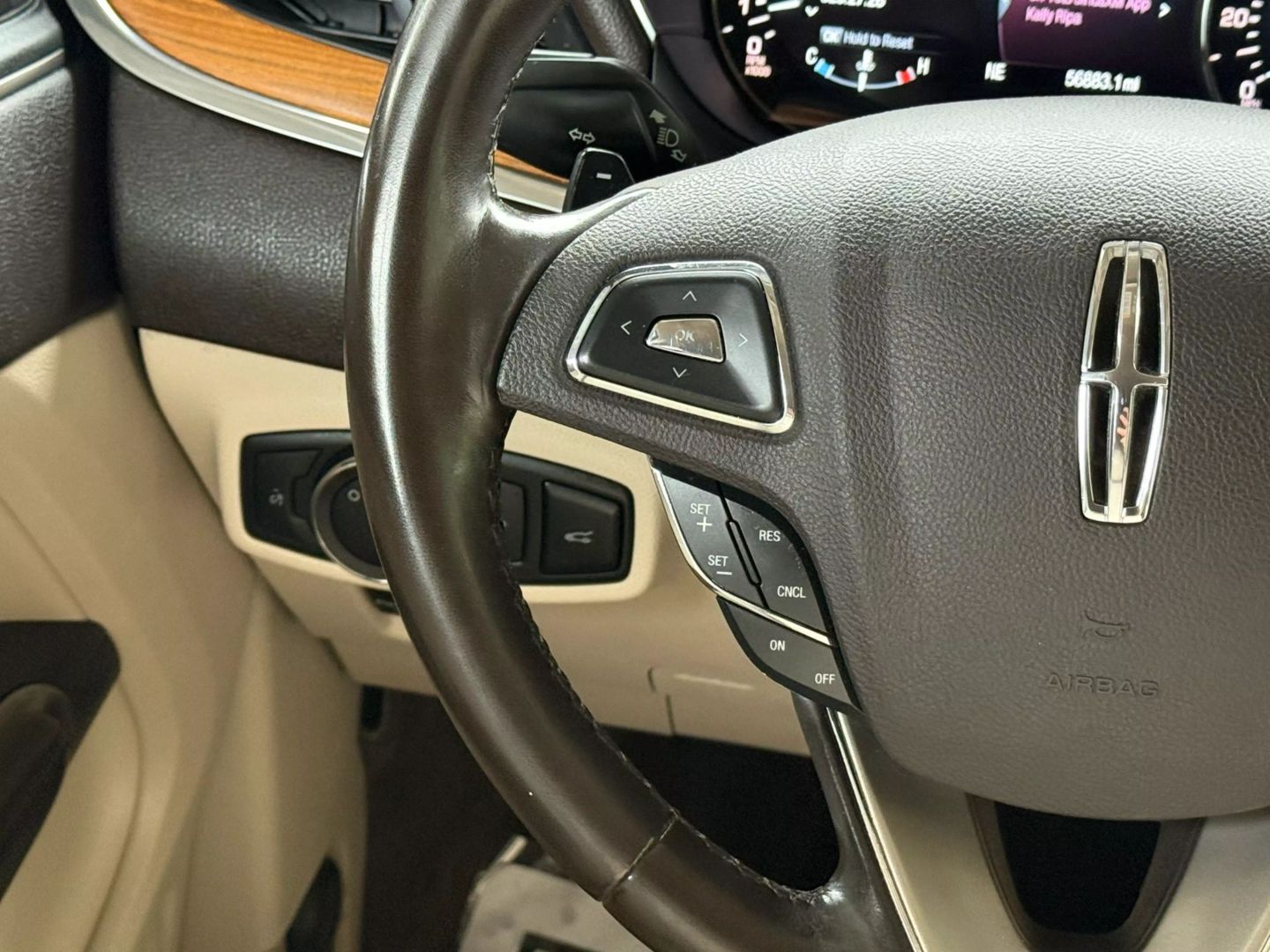 2017 Lincoln Mkc - Image 34