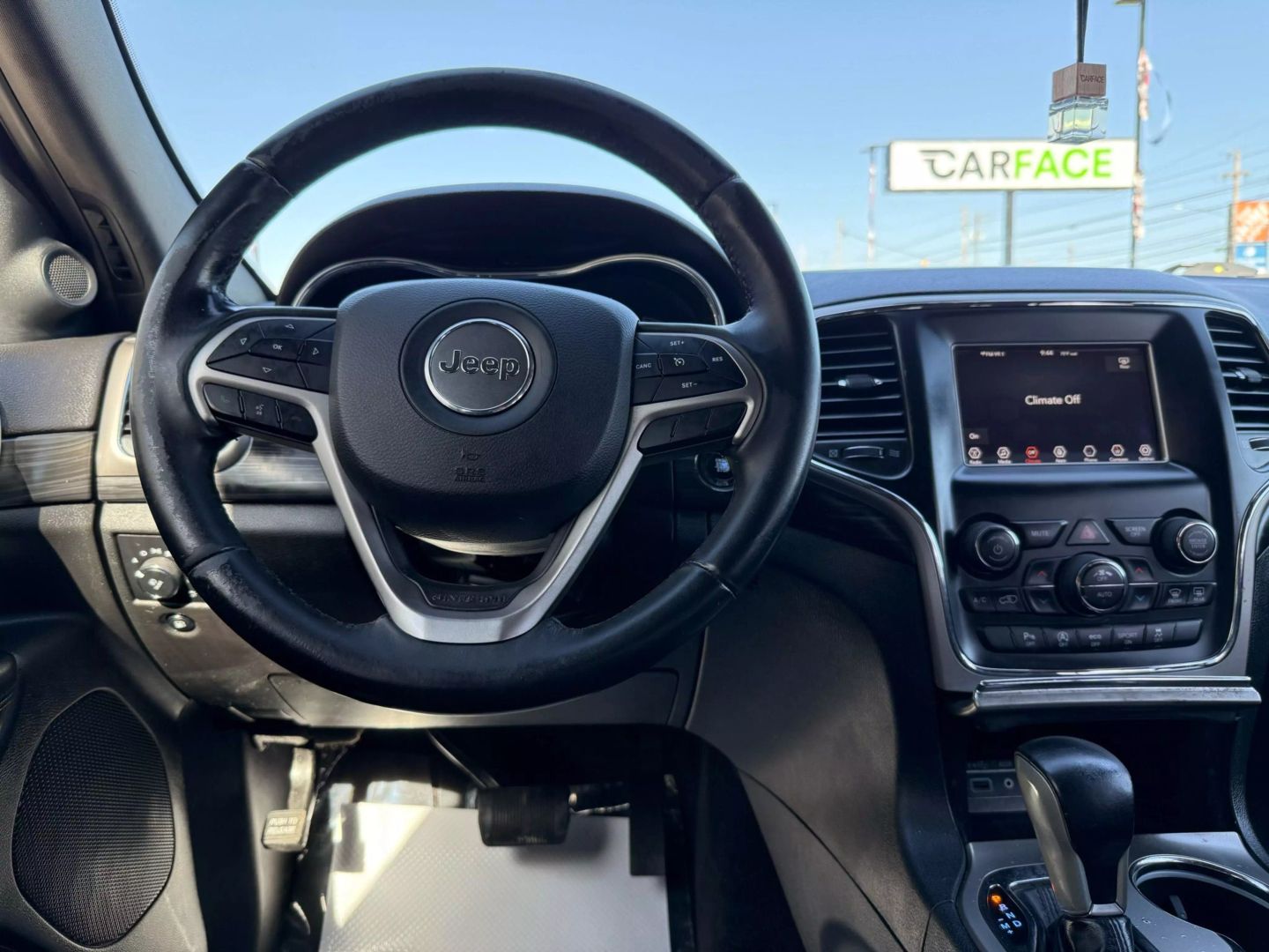 2019 Jeep Grand Cherokee - Image 27