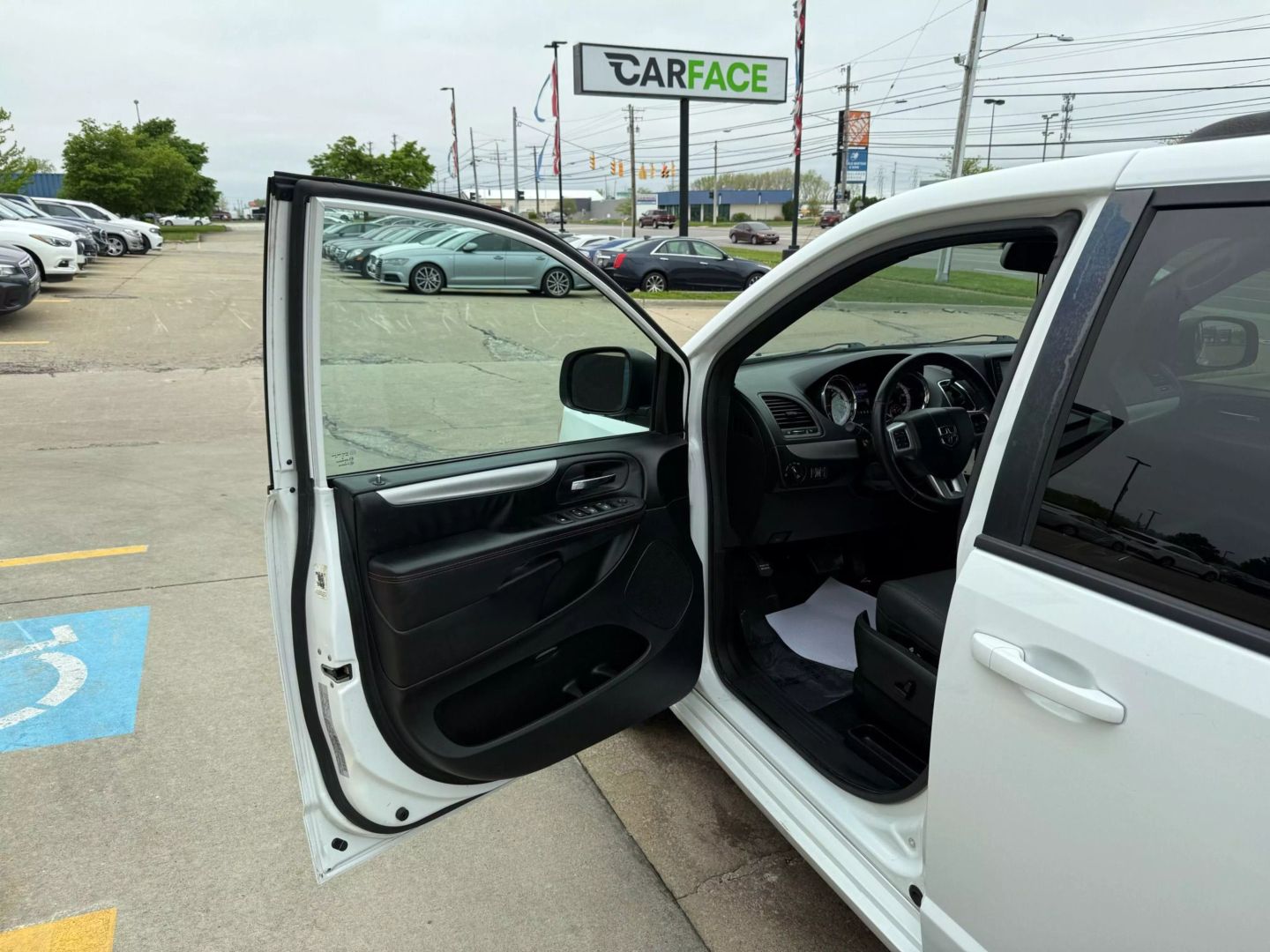 2019 Dodge Grand Caravan Passenger - Image 16