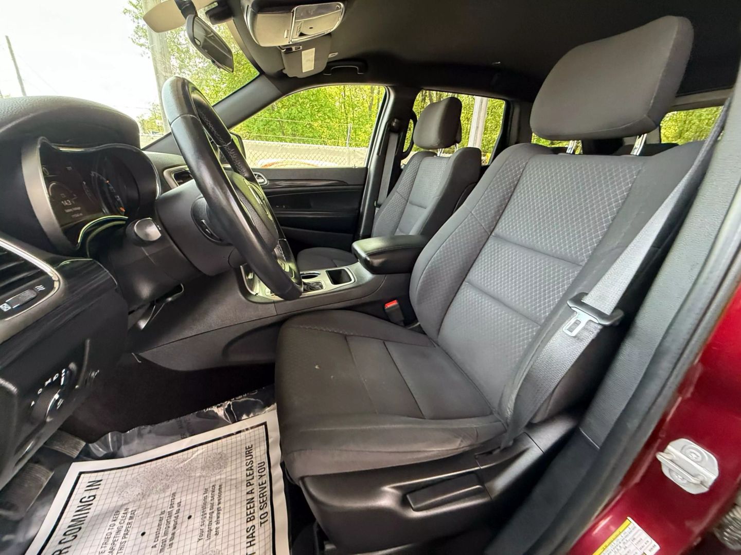 2019 Jeep Grand Cherokee - Image 15