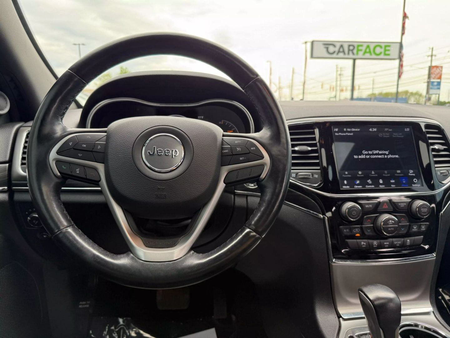 2020 Jeep Grand Cherokee - Image 30