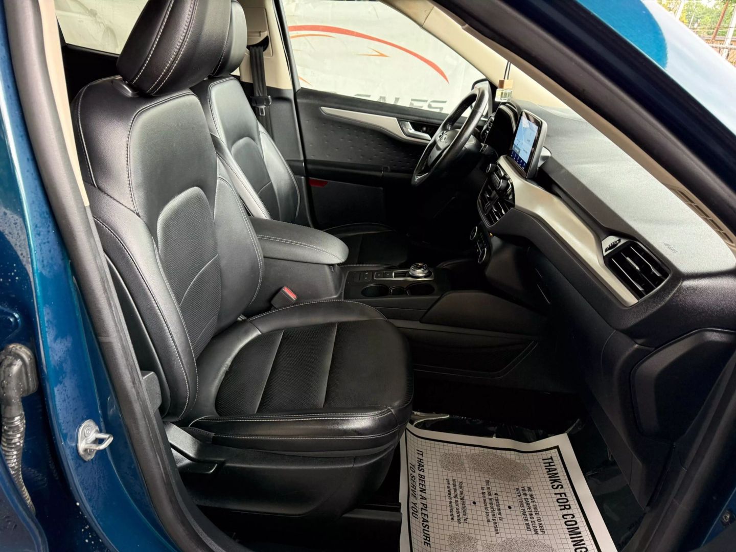 2020 Ford Escape - Image 25