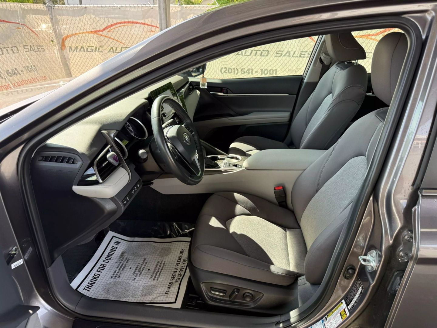 2023 Toyota Camry - Image 15