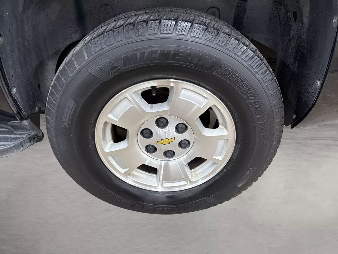 2014 Chevrolet Tahoe - Image 16