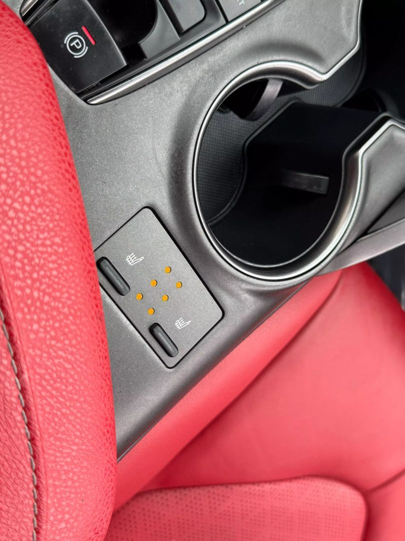2022 Toyota Camry - Image 44