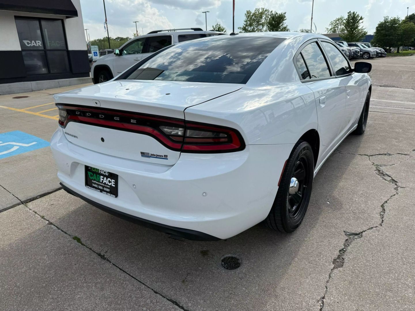 2021 Dodge Charger - Image 12
