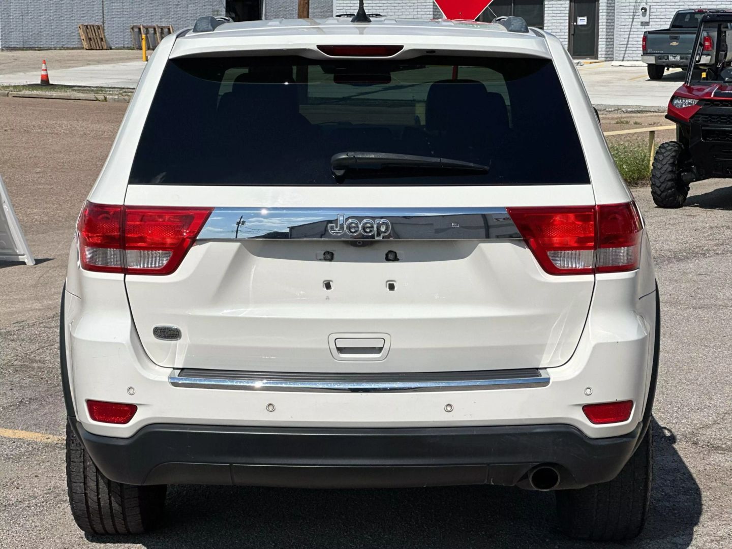 2011 Jeep Grand Cherokee - Image 5