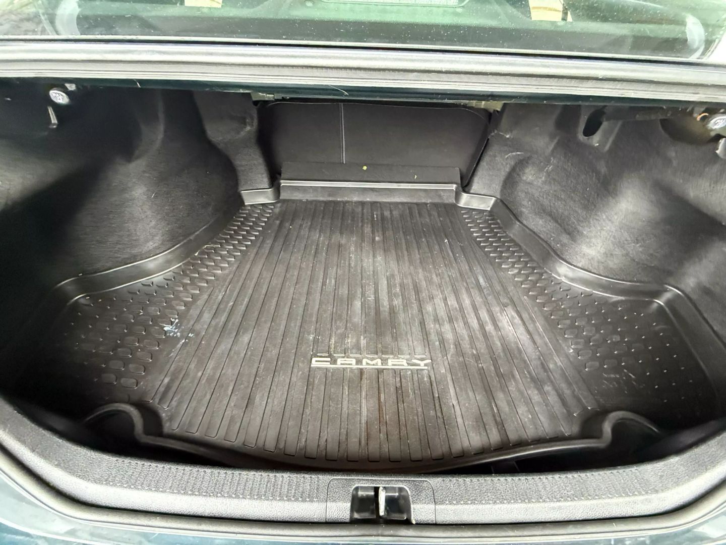 2019 Toyota Camry - Image 20