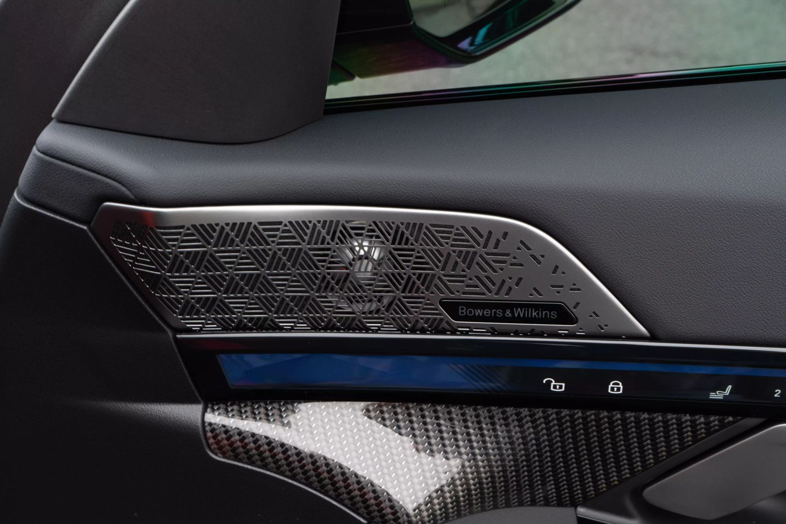 2025 Bmw M5 - Image 54
